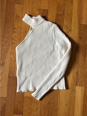 Bershka Cream Ribbed One-Arm Turtleneck Sweater